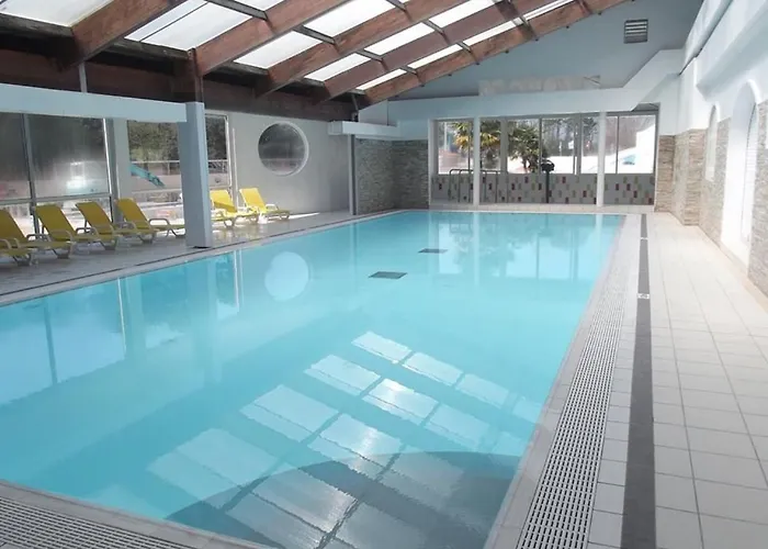 Mobile Home - Sleeps 4 - Parking - Family Pools