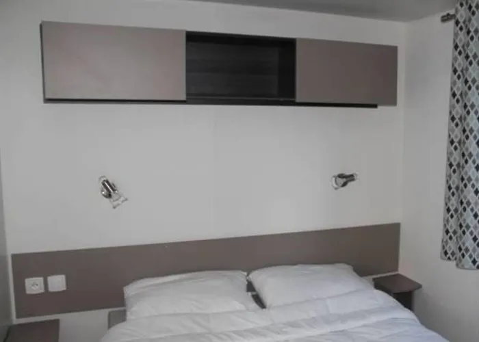 Mobil-Home Moderne A Saint-Jean-De-Monts Avec Piscine Partagee